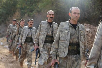 حزب العمال الكردستاني يعلن انسحاب قواته من تركيا: خطوة حاسمة نحو السلام - المهجر نت