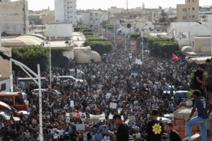 الأزمة البيئية في قابس: احتجاجات صادمة في تونس ضد التلوث الصناعي - المهجر نت