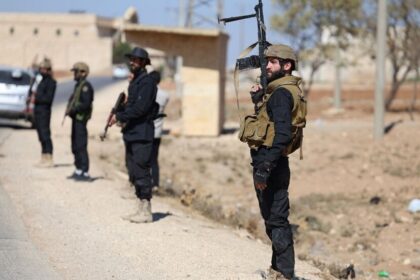 سوريا: القبض على النائب العام العسكري السابق بتهم انتهاكات جسيمة - المهجر نت