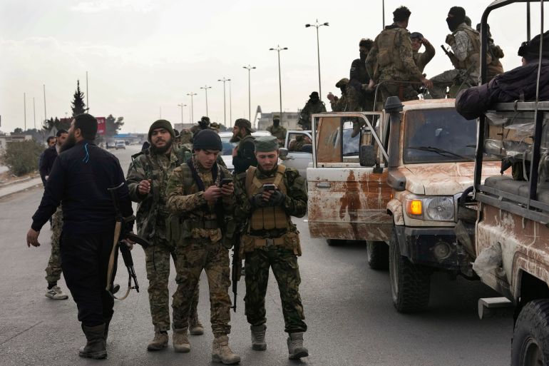 مقتل جنديين سوريين في هجوم صادم قرب مدينة الباب شرق حلب - المهجر نت
