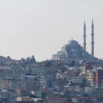 زلزال تركيا بقوة 6.1: هزة قوية تهز إسطنبول والمناطق الغربية - المهجر نت
