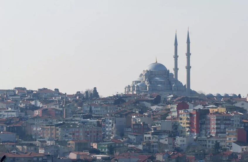 زلزال تركيا بقوة 6.1: هزة قوية تهز إسطنبول والمناطق الغربية - المهجر نت