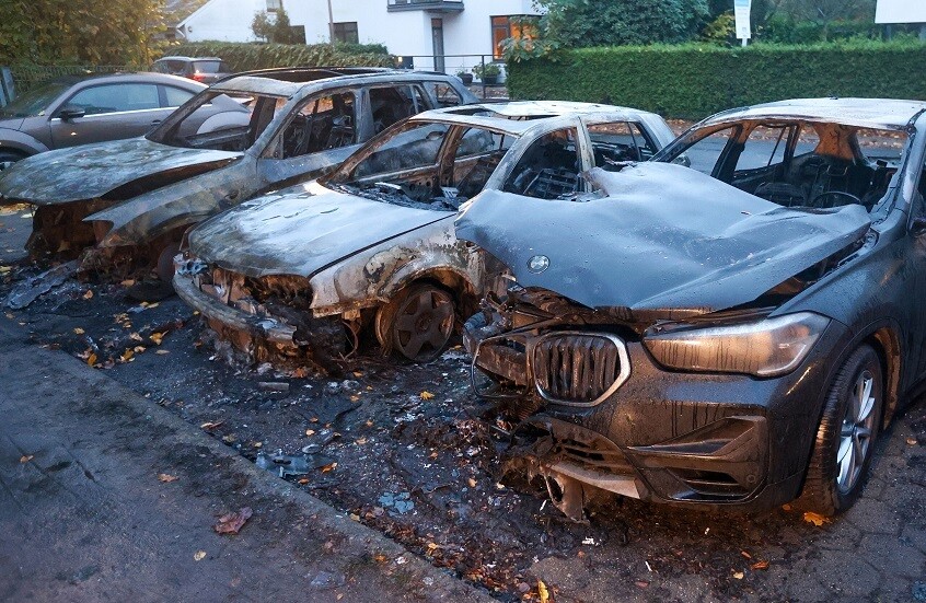 البديل من أجل ألمانيا: صادم تعليق الحزب على حادثة إحراق سيارة بيرند باومان - المهجر نت