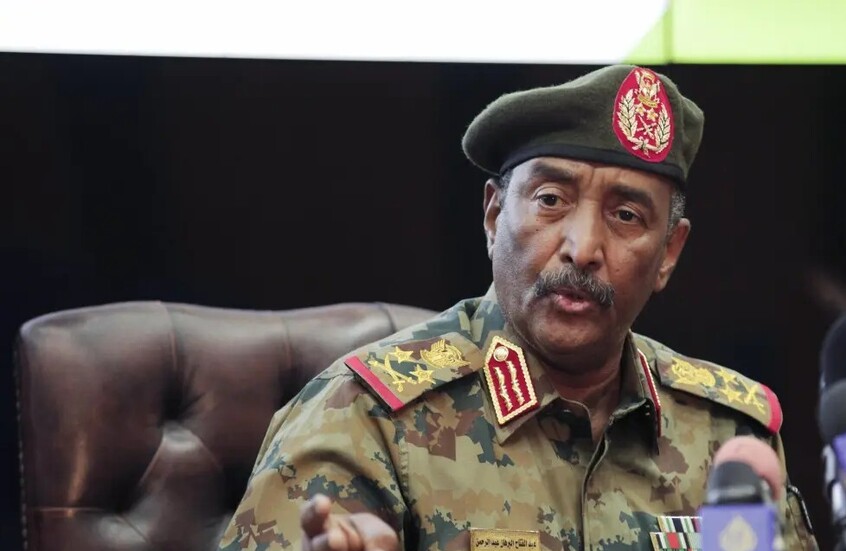 البرهان يدعو السودانيين لحمل السلاح ويكشف شروطه الحاسمة للتفاوض مع الدعم السريع - المهجر نت