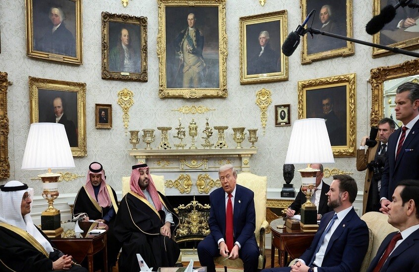 اتفاقية الدفاع الاستراتيجي: ترامب وبن سلمان يوقعان شراكة أمريكية-سعودية حاسمة - المهجر نت