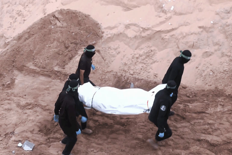 القسام تعلن تسليم جثث 3 أسرى إسرائيليين مساء اليوم ضمن صفقة تبادل حاسمة - المهجر نت