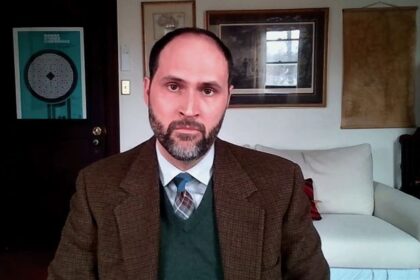 قيود إسرائيلية على المساعدات لغزة: مسؤول إغاثي يحذر من أزمة شتوية خطيرة - المهجر نت
