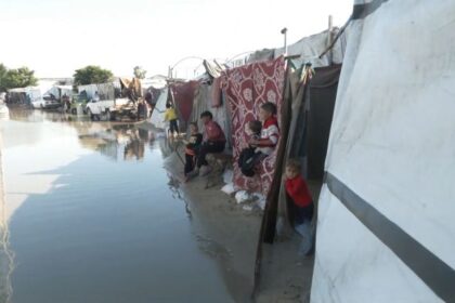 الأزمة الإنسانية في غزة: دعوات أممية عاجلة لرفع القيود وإيصال المساعدات amid وضع خطير ومقلق - المهجر نت
