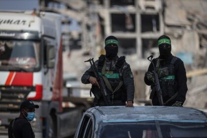تبادل الجثث في غزة: تسليم 24 جثماناً إسرائيلياً وكشف مصير الأربعة المحتجزين - المهجر نت