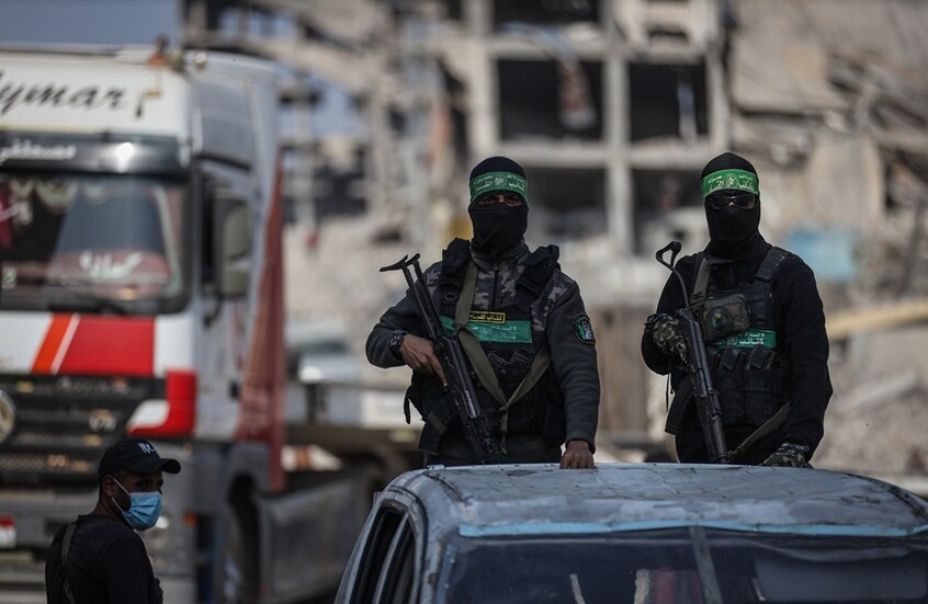 تبادل الجثث في غزة: تسليم 24 جثماناً إسرائيلياً وكشف مصير الأربعة المحتجزين - المهجر نت