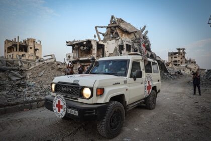 غزة: وصول دفعة جديدة من جثامين الشهداء وسط قصف إسرائيلي مستمر - المهجر نت
