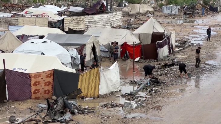 غزة تحت المطر: كارثة إنسانية صادمة تغرق خيام النازحين والمنخفض مستمر - المهجر نت
