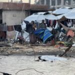 غزة: 288 ألف أسرة بلا مأوى وخيام بالية وسط كارثة إنسانية صادمة - المهجر نت