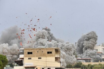 محور المقاومة: تقرير إسرائيلي يكشف تنسيقاً خطيراً بين حماس وحزب الله وإيران وسط تصعيد عسكري متصاعد - المهجر نت