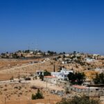 الاستيطان الإسرائيلي في الضفة: تهجير مئات الفلسطينيين وخطط لأكثر من 26 ألف وحدة جديدة - المهجر نت