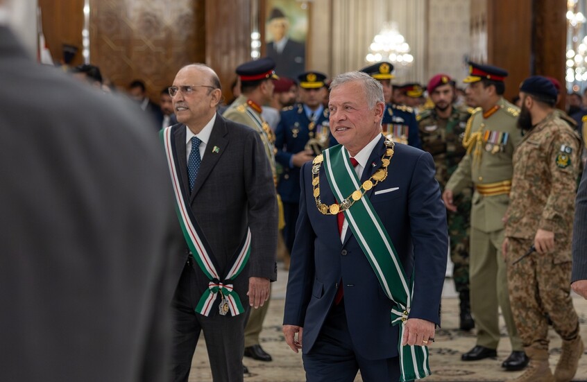 الملك عبدالله الثاني يحصل على وسام نيشان باكستان: تعزيز العلاقات الأردنية-الباكستانية - المهجر نت