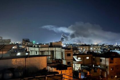 لبنان: غارات إسرائيلية صادمة على مخيم عين الحلوة تقتل 11 وتوقع إصابات كثيرة - المهجر نت