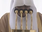 خطبة المسجد الحرام: الشيخ ياسر الدوسري يبكي ويؤكد خطورة العقوق وبر الوالدين - المهجر نت