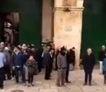 اعتداء مستوطنين خطير على منازل الفلسطينيين في أبو فلاح شمال رام الله - المهجر نت