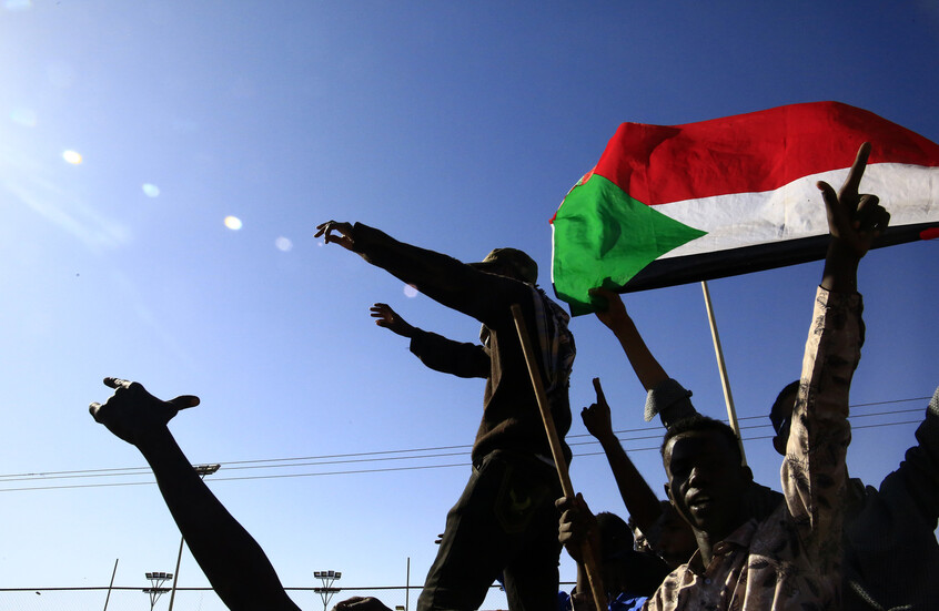 السودان: مفوضية حقوق الإنسان تحذر من استفادة الأطراف من الحرب وتطالب بمحاسبتهم - المهجر نت