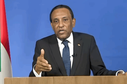 زيارة رئيس الوزراء السوداني كامل إدريس لجنيف: نفى الإقالة وصحة جيدة - المهجر نت