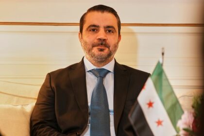 سوريا والصين: أول زيارة رسمية لوزير الخارجية لتعزيز الشراكة الإستراتيجية - المهجر نت