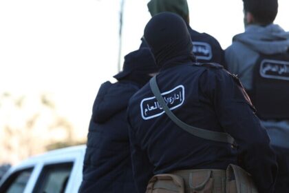 سوريا تسلم لبنان 17 لبنانياً: كشف تفاصيل ضبطهم بعد دخول المياه الإقليمية بشكل غير قانوني - المهجر نت