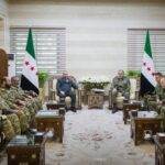 التعاون العسكري السوري الروسي: لقاء صادم لتعزيز التنسيق الدفاعي بين دمشق وموسكو - المهجر نت