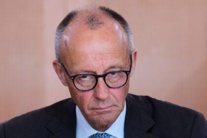 المستشار الألماني: الحرب في سوريا انتهت وحان وقت عودة اللاجئين طواعية - المهجر نت