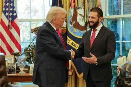 ترامب يكشف تقييمه الصادم لاجتماعه الأخير مع الرئيس السوري في البيت الأبيض - المهجر نت