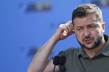 أوكرانيا: أزمة الفساد الصادمة تهدد نظام زيلينسكي وتزعزع استقراره - المهجر نت