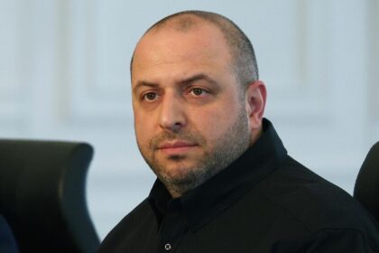 أوكرانيا: اتهامات صادمة لأمين مجلس الأمن القومي بالفرار وسط فضائح الفساد - المهجر نت
