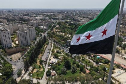 سوريا تنفي وجود قوات أميركية بدمشق: تصريح صادم من الخارجية - المهجر نت