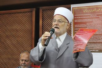 هجوم المستوطنين بالضفة الغربية: محاكمة خطيب الأقصى وتصاعد الانتهاكات الصادمة - المهجر نت