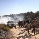 الضفة الغربية: مستوطنون يقتحمون مدارس واعتقالات إسرائيلية صادمة للفلسطينيين - المهجر نت