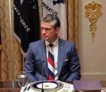 قائد أمريكي يكشف تفاصيل صادمة لقتل الناجين من قارب الكاريبي المخدرات - المهجر نت