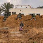 الحرب على غزة: شهادة صادمة لاستخدام الاحتلال الفلسطينيين دروعاً بشرية - المهجر نت