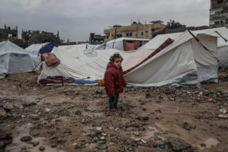غزة المنكوبة تحت الأمطار: مأساة إنسانية صادمة تكشف عجز العالم - المهجر نت