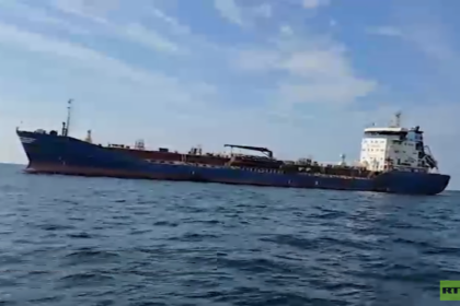 إيران تصادر ناقلة ديزل مهربة بـ6 ملايين لتر في بحر سلطنة عُمان - المهجر نت