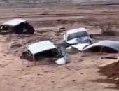 أمطار جدة الغزيرة: موجة سيول خطيرة تحاصر السيارات وتشل الحركة - المهجر نت