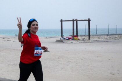 غضب في إيران: مشاركة نساء بماراثون بدون حجاب يثير أزمة قانونية - المهجر نت