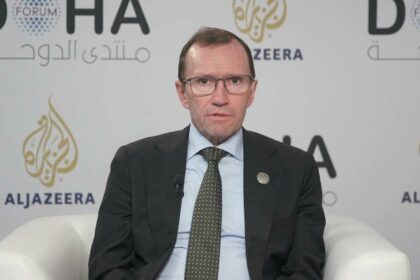 وزير خارجية النرويج: ضرورة حكومة فلسطينية كاملة في غزة وخطوات حاسمة لحل الصراع - المهجر نت