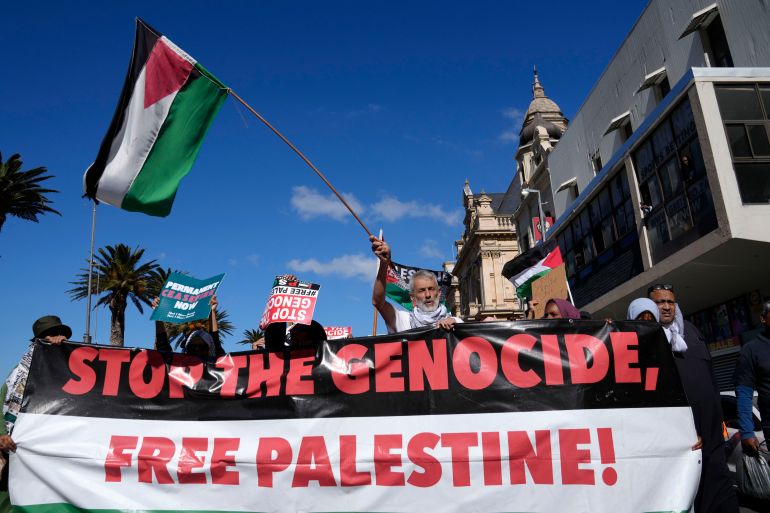 جنوب أفريقيا تلغي إعفاء التأشيرة للفلسطينيين: خطوة مهمة لمواجهة التهجير القسري - المهجر نت