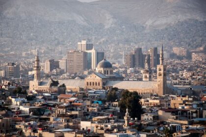 شبابيك سوريا: كيف تحولت إلى منصة إعلامية مؤثرة خلال ردع العدوان - المهجر نت