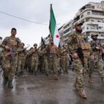 الهتافات السورية لغزة: دعم صادم من الجيش السوري يلفت الأنظار - المهجر نت