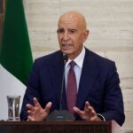ترامب يمنح أحمد الشرع فرصة تأسيس بنيته الديمقراطية في سوريا: تفاصيل صادمة - المهجر نت