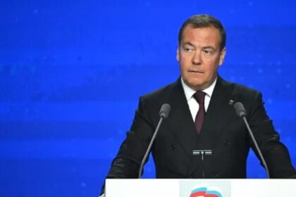 مدفيديف يكشف صدمة جديدة: الولايات المتحدة تواصل ترويض الاتحاد الأوروبي المجنون - المهجر نت