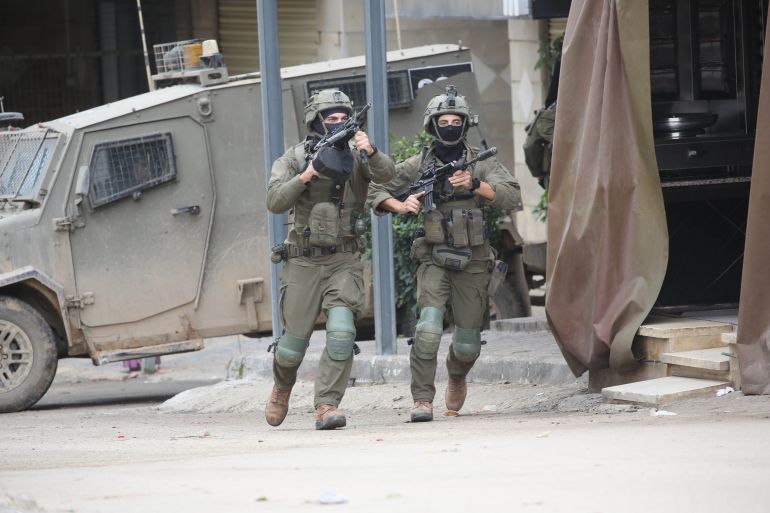 الضفة الغربية: استشهاد فلسطيني وإحراق منزل في اعتداء خطير للاحتلال - المهجر نت