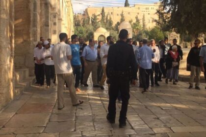 اقتحام الأقصى: تفاصيل خطيرة لاقتحام المستوطنين وتجديد منع سفر خطيب المسجد - المهجر نت