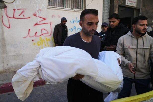 خروقات وقف إطلاق النار في غزة: حصيلة صادمة لشهداء الأطفال وتصعيد خطير - المهجر نت